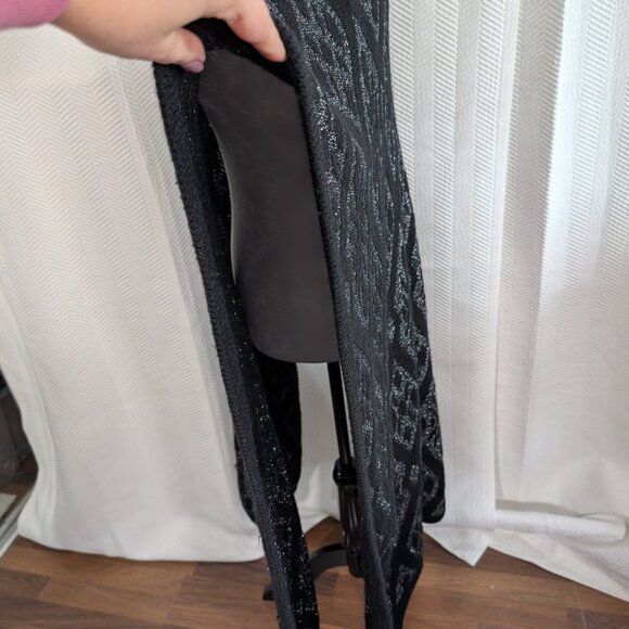Vintage Black & Silver Knit Cape Cloak Outerwear Abstract Print - Picture 5 of 13